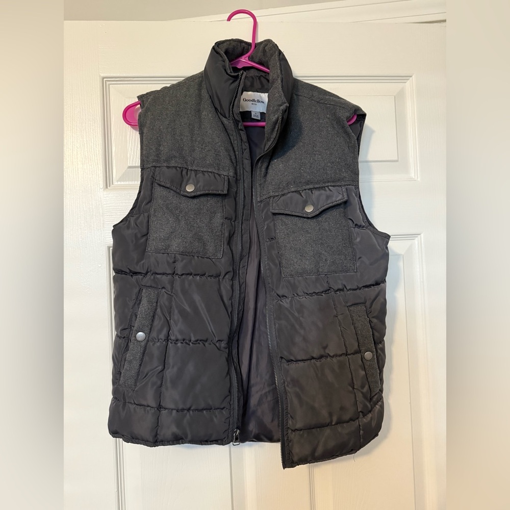 Goodfellow & Co Men’s Mixed Material Puffer Vest